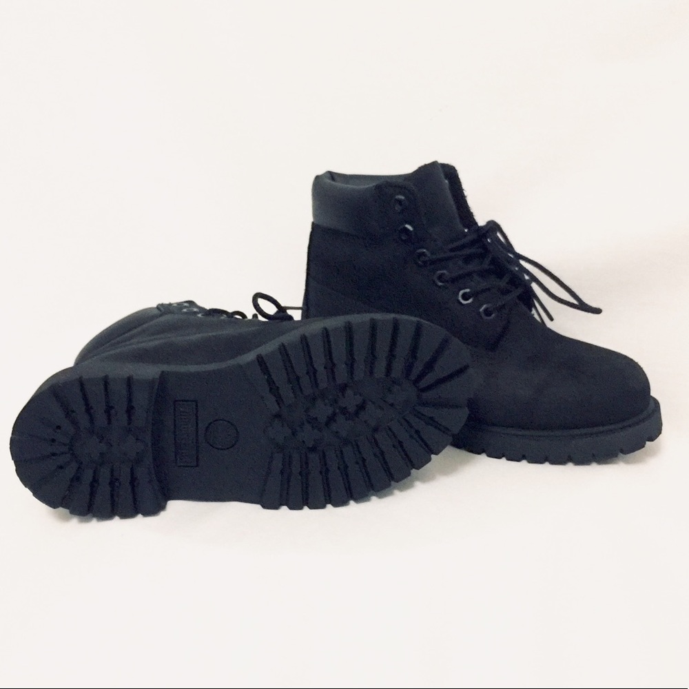 Boys Timberland boots size 13 black